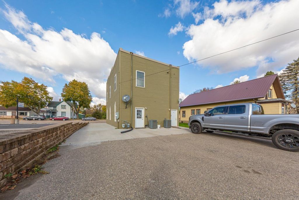 305 Main Street, Henderson, MN 56044 — photo 3