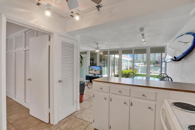 2760 YACHT CLUB Boulevard 10C, Fort Lauderdale, FL 33304