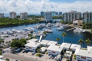 2760 YACHT CLUB Boulevard 10C, Fort Lauderdale, FL 33304