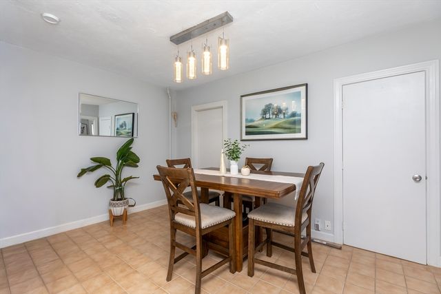 9 Lawrence St 1, Woburn, MA 01801