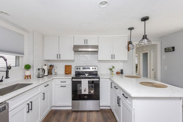 9 Lawrence St 1, Woburn, MA 01801