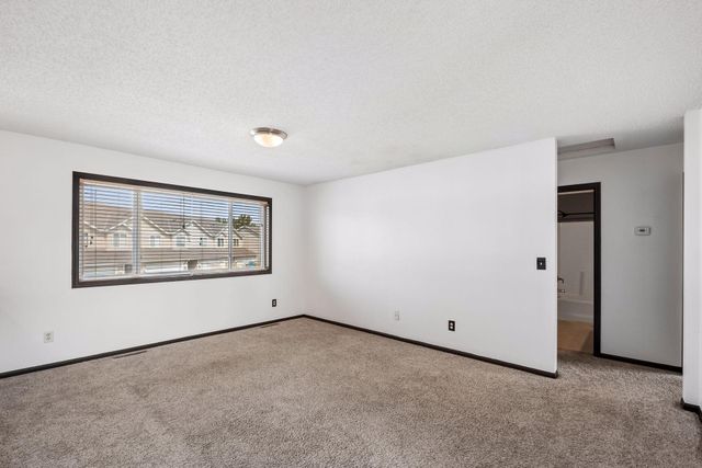1348 Willow Trail, Farmington, MN 55024