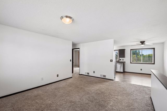 1348 Willow Trail, Farmington, MN 55024
