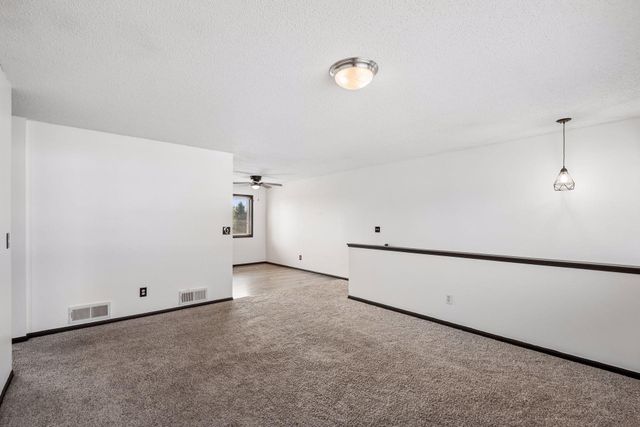 1348 Willow Trail, Farmington, MN 55024