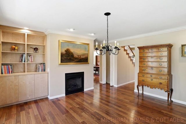 309 Glen Garry Court, Holland City, MI 49423