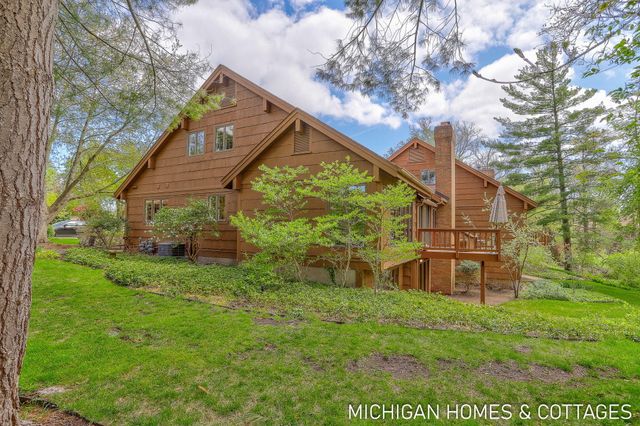 309 Glen Garry Court, Holland City, MI 49423