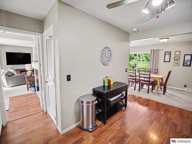 13968 Woolworth Circle, Omaha, NE 68144