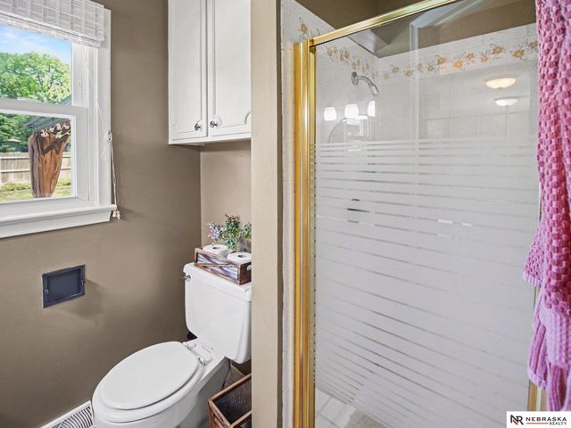 13968 Woolworth Circle, Omaha, NE 68144