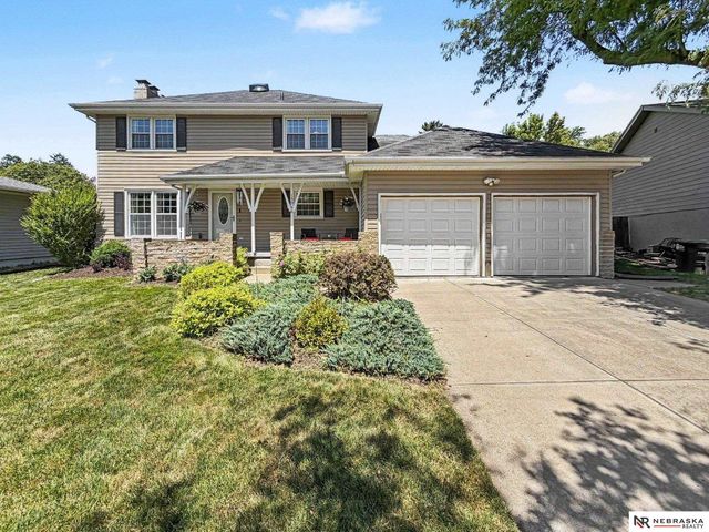 13968 Woolworth Circle, Omaha, NE 68144
