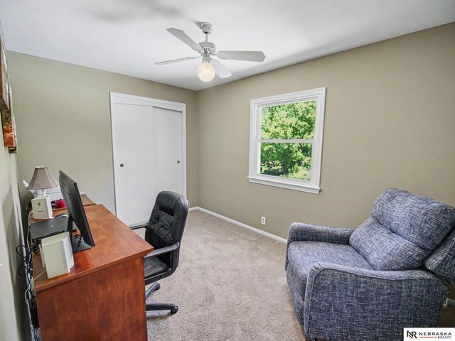 13968 Woolworth Circle, Omaha, NE 68144