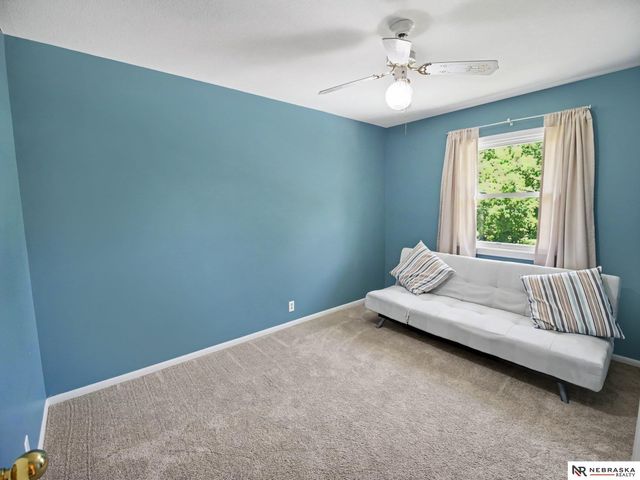 13968 Woolworth Circle, Omaha, NE 68144