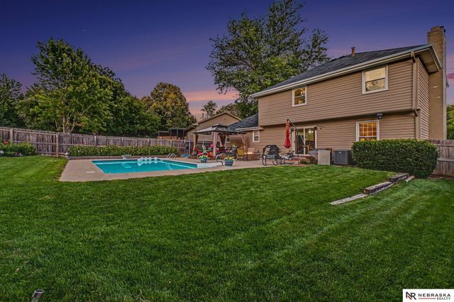 13968 Woolworth Circle, Omaha, NE 68144