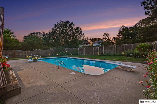 13968 Woolworth Circle, Omaha, NE 68144