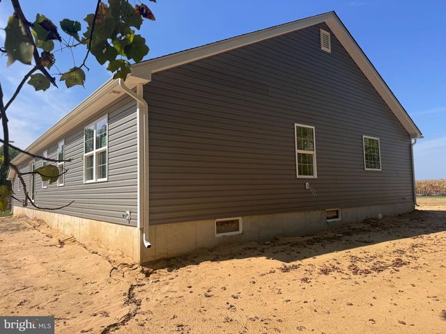 20348 REYNOLDS POND RD, Ellendale, DE 19941
