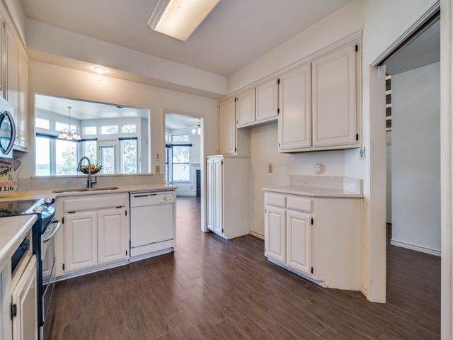 9959 Waterfront Trail, Rowlett, TX 75087