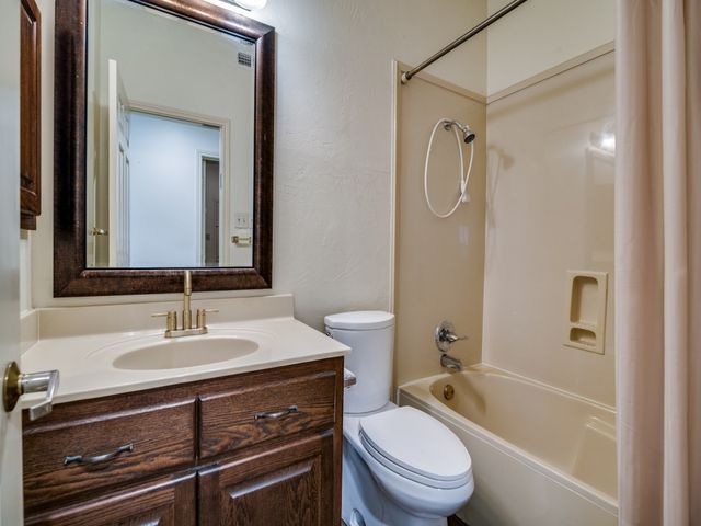 9959 Waterfront Trail, Rowlett, TX 75087