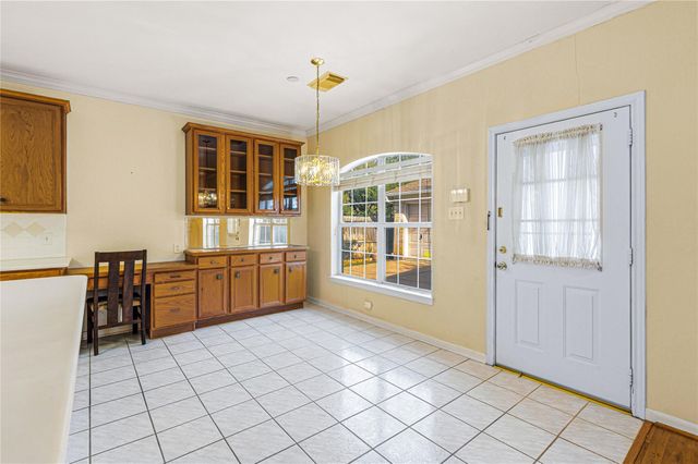 4612 Oakdale Street, Bellaire, TX 77401