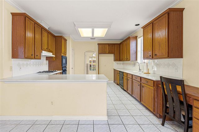 4612 Oakdale Street, Bellaire, TX 77401