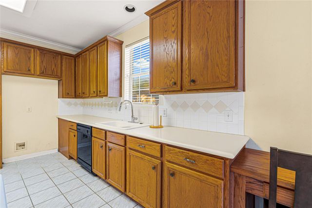 4612 Oakdale Street, Bellaire, TX 77401