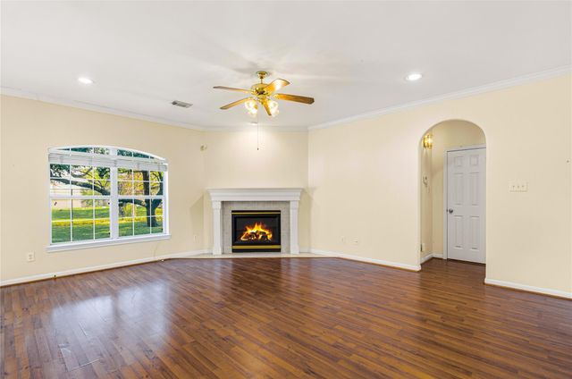 4612 Oakdale Street, Bellaire, TX 77401