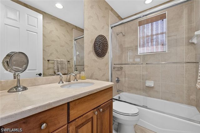 2638 BOLERO DR 401, Naples, FL 34109