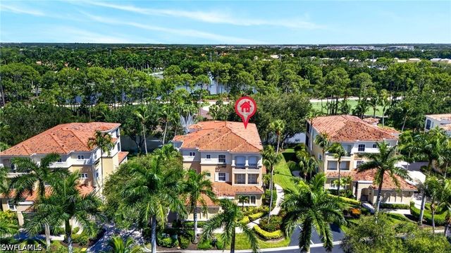 2638 BOLERO DR 401, Naples, FL 34109
