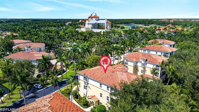 2638 BOLERO DR 401, Naples, FL 34109