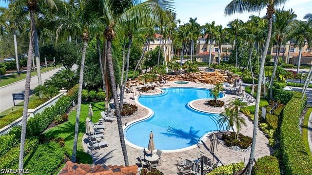2638 BOLERO DR 401, Naples, FL 34109