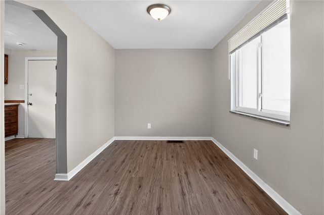 1406 Elmwood St, Port Vue, PA 15133