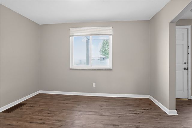 1406 Elmwood St, Port Vue, PA 15133