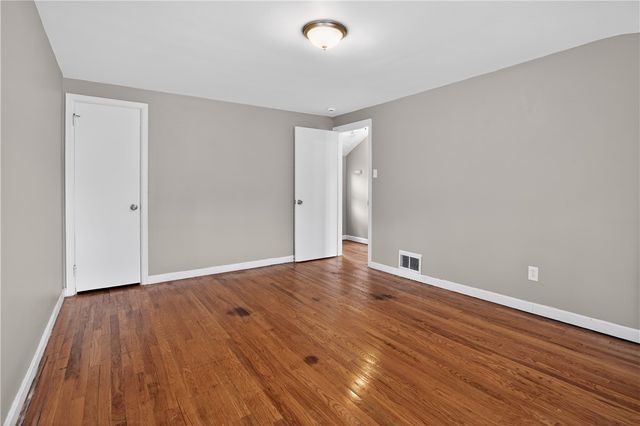 1406 Elmwood St, Port Vue, PA 15133