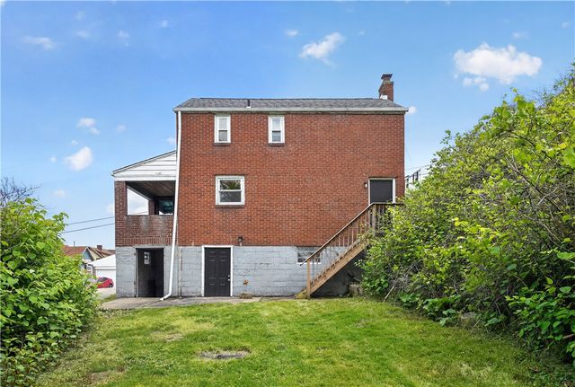 1406 Elmwood St, Port Vue, PA 15133