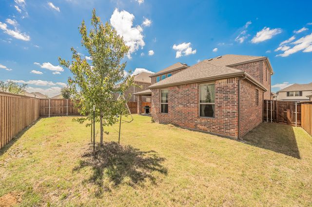 317 Brooklawn Avenue, Little Elm, TX 75068