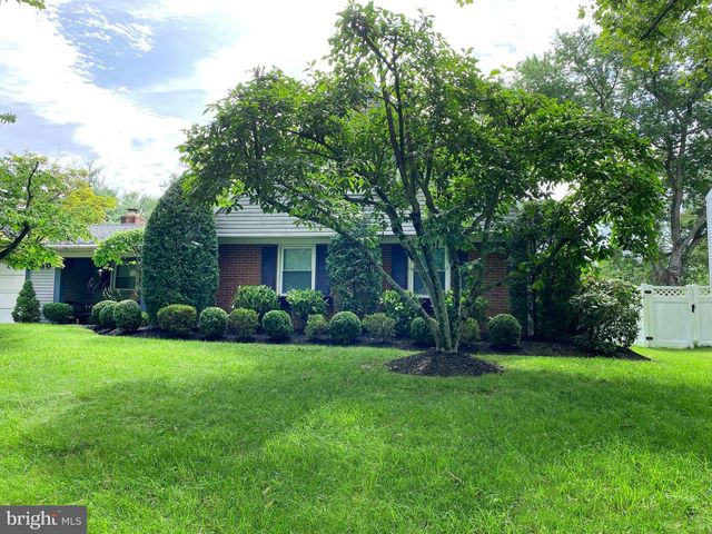 130 CLUB HOUSE DR, Willingboro, NJ 08046
