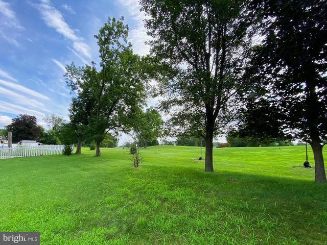 130 CLUB HOUSE DR, Willingboro, NJ 08046