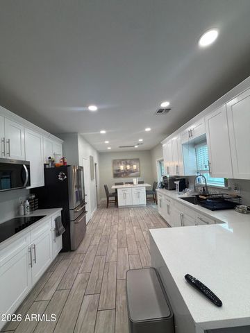 7354 W SOLANO Drive, Glendale, AZ 85303