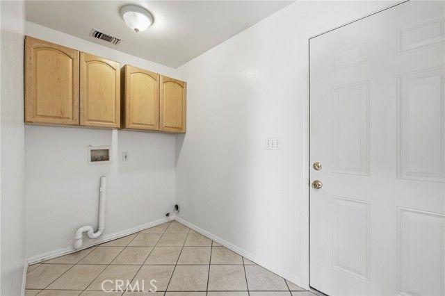 10744 Radwin Avenue, Sunland (los Angeles), CA 91040