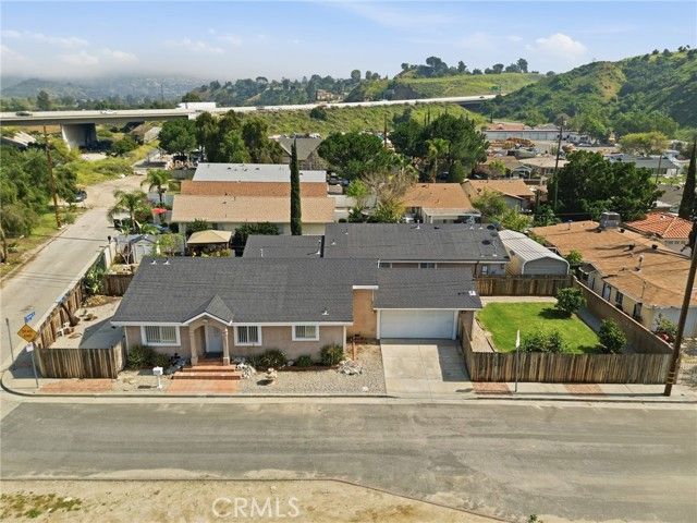 10744 Radwin Avenue, Sunland (los Angeles), CA 91040