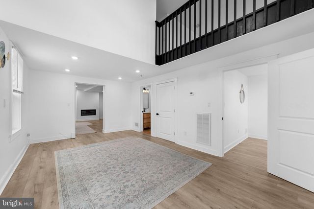 15 W MAIN ST, Marlton, NJ 08053