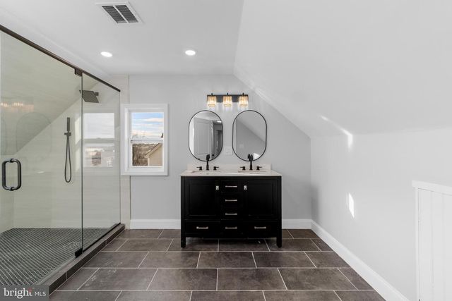 15 W MAIN ST, Marlton, NJ 08053