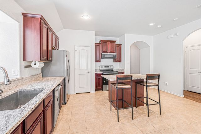 1900 Freedom Lane, Providence Village, TX 76227