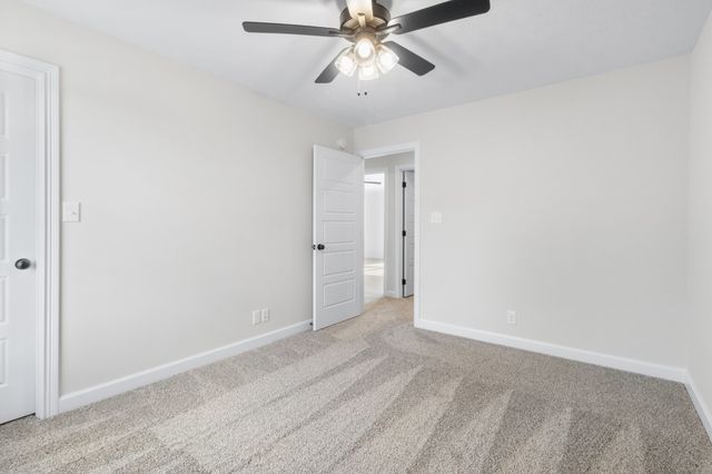 141 Monaghan Dr, Clarksville, TN 37042