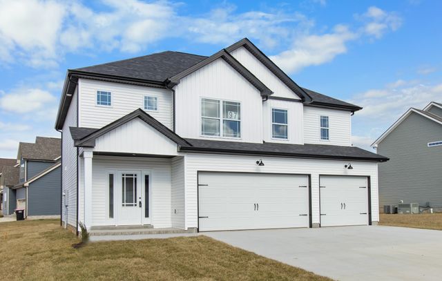 141 Monaghan Dr, Clarksville, TN 37042