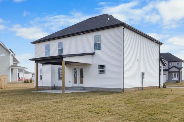141 Monaghan Dr, Clarksville, TN 37042