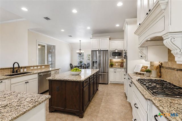 758 Haven Point Loop, New Braunfels, TX 78132