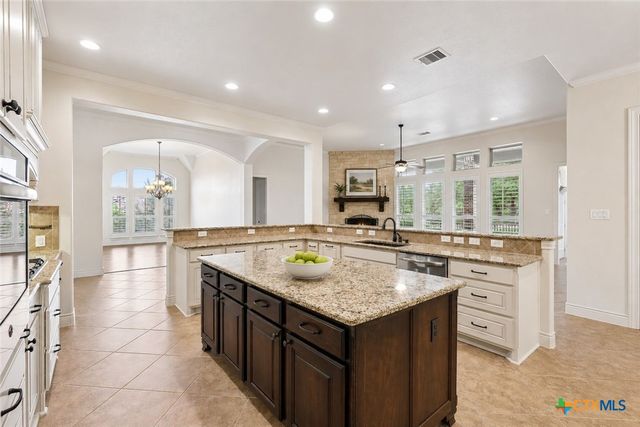 758 Haven Point Loop, New Braunfels, TX 78132
