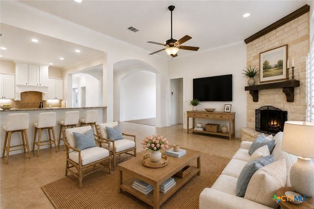 758 Haven Point Loop, New Braunfels, TX 78132