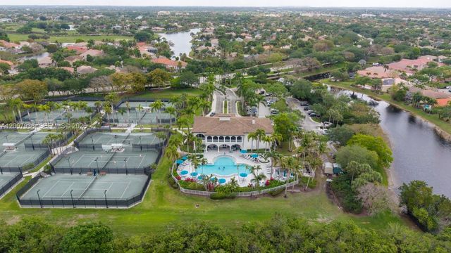 12159 NW 59th St, Coral Springs, FL 33076