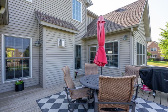 6404 Forest Road, Davenport, IA 52807