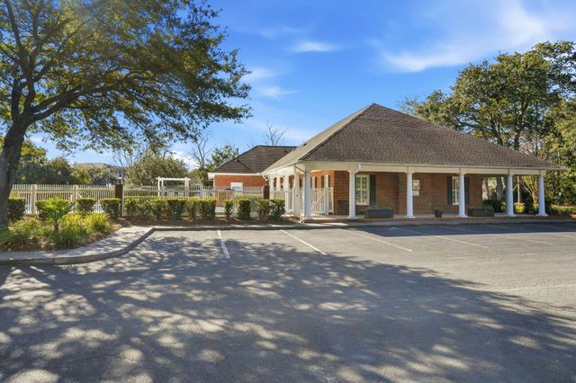 1533 Cambridge Lakes Drive 203d, Mount Pleasant, SC 29464